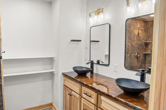 619 Bridge View Cv, Bath Springs, TN 38311