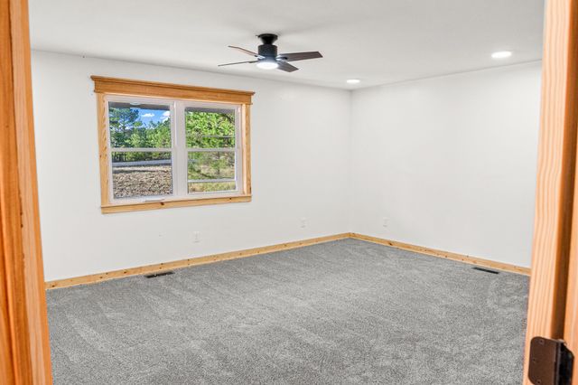 619 Bridge View Cv, Bath Springs, TN 38311