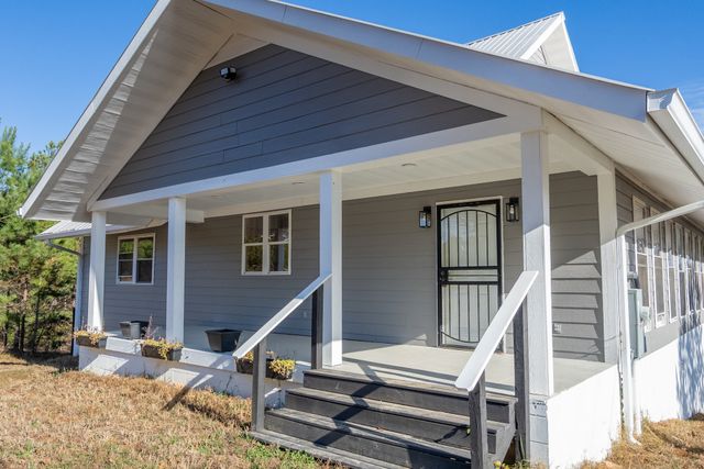 619 Bridge View Cv, Bath Springs, TN 38311