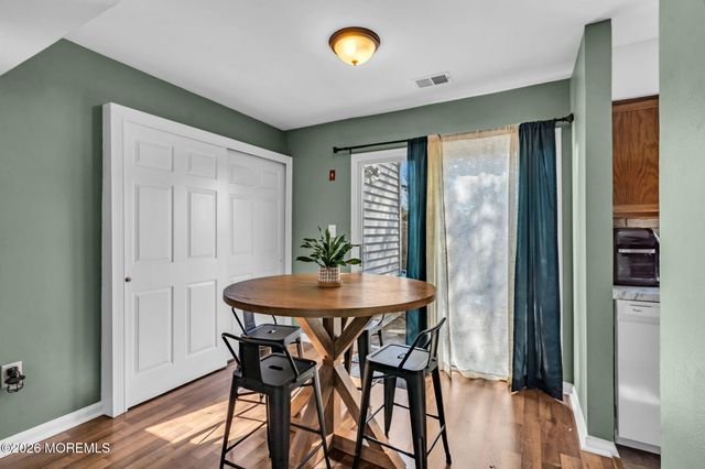 39 Independence Court, Jackson, NJ 08527