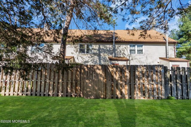 39 Independence Court, Jackson, NJ 08527