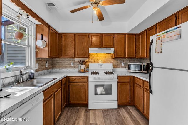 39 Independence Court, Jackson, NJ 08527