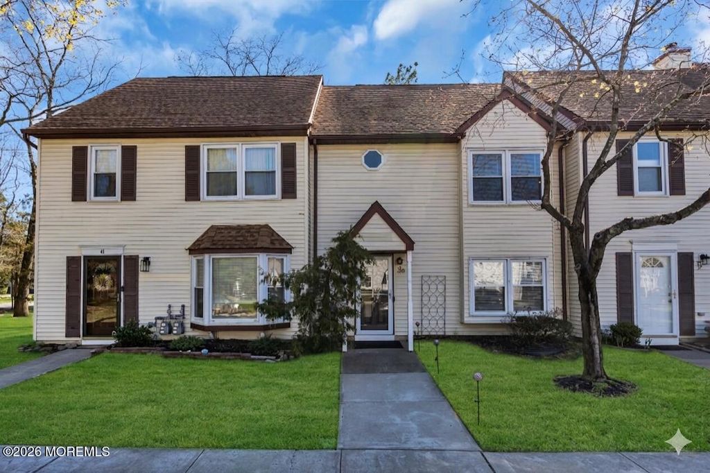 39 Independence Court, Jackson, NJ 08527