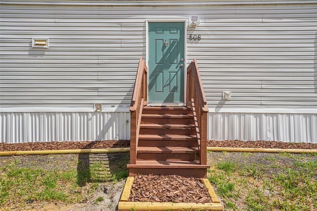 808 SE 124TH AVENUE, Webster, FL 33597