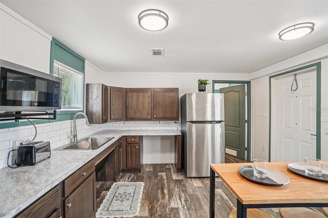 808 SE 124TH AVENUE, Webster, FL 33597