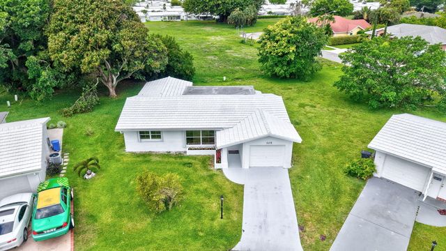 105 NW 8th Place, Boynton Beach, FL 33426