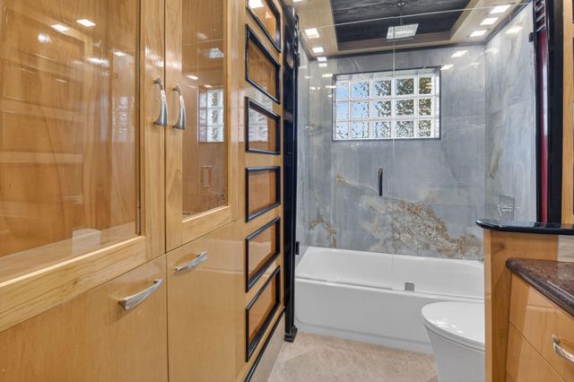 105 NW 8th Place, Boynton Beach, FL 33426