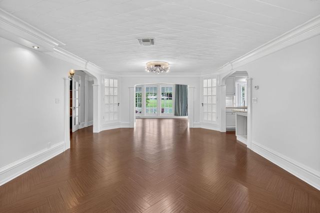 105 NW 8th Place, Boynton Beach, FL 33426