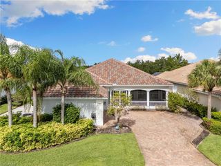 7709 Sicilia CT, Naples, FL 34114