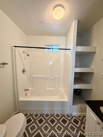 1231 N Boston Place, Tulsa, OK 74106