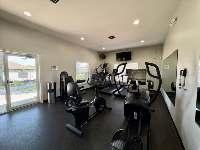 10216 CARLOWAY HILLS DRIVE, Wimauma, FL 33598