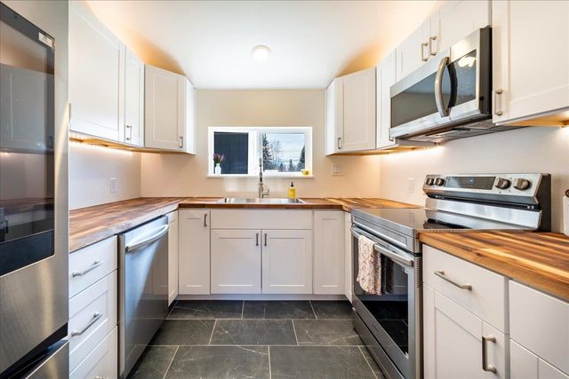 303 BADGER STREET, Fairbanks, AK 99701