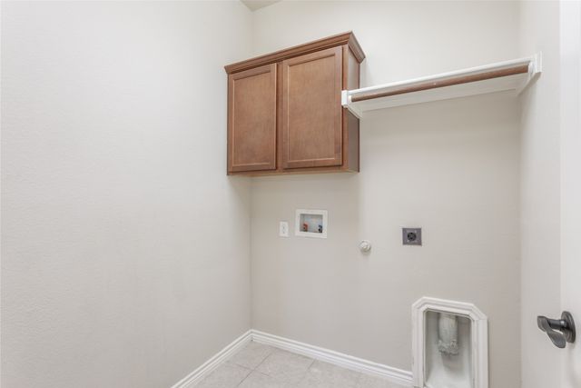 1939 Sunny Side Drive, Little Elm, TX 75068