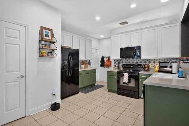 6918 ROCK SPRINGS WAY, Tampa, FL 33625