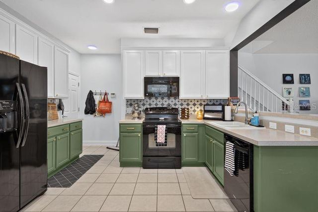 6918 ROCK SPRINGS WAY, Tampa, FL 33625