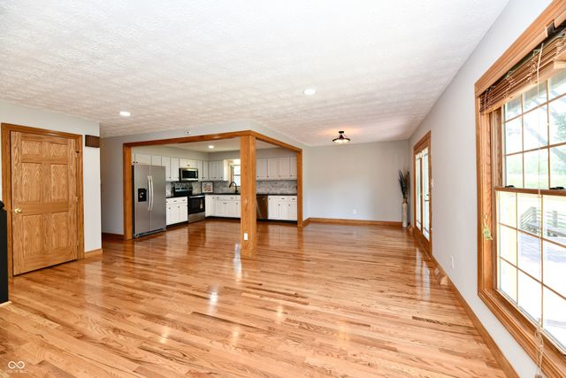 50 Idleway, Greenwood, IN 46142