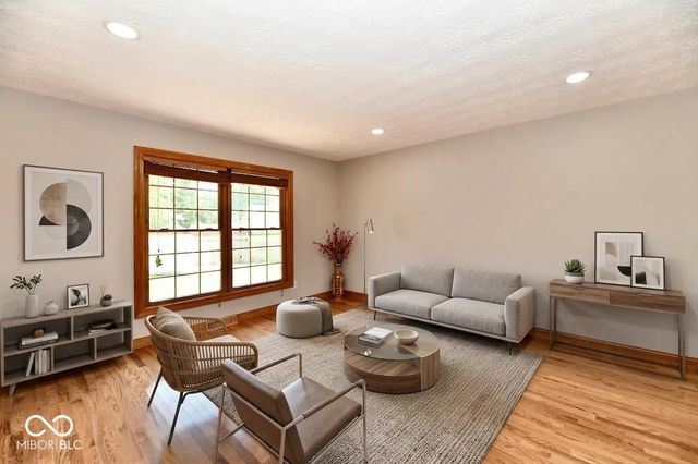 50 Idleway, Greenwood, IN 46142