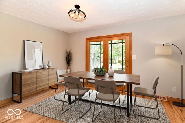 50 Idleway, Greenwood, IN 46142