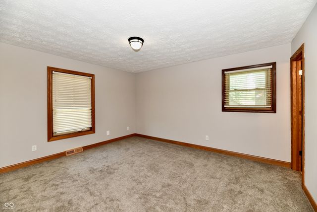 50 Idleway, Greenwood, IN 46142