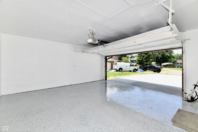 50 Idleway, Greenwood, IN 46142