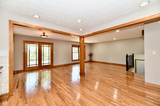 50 Idleway, Greenwood, IN 46142