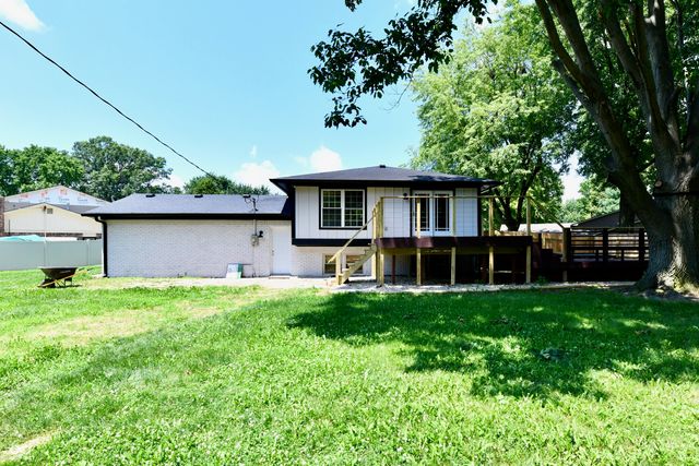 50 Idleway, Greenwood, IN 46142