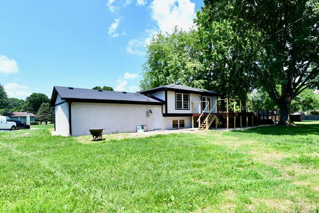 50 Idleway, Greenwood, IN 46142