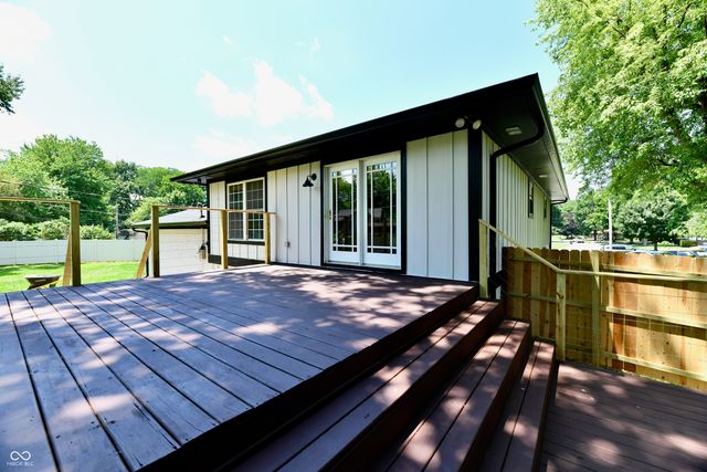 50 Idleway, Greenwood, IN 46142
