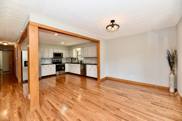 50 Idleway, Greenwood, IN 46142