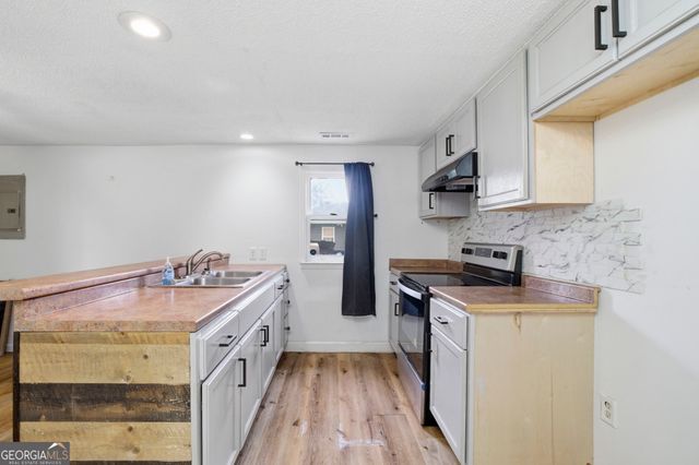 97 South Pine Street, Trion, GA 30753