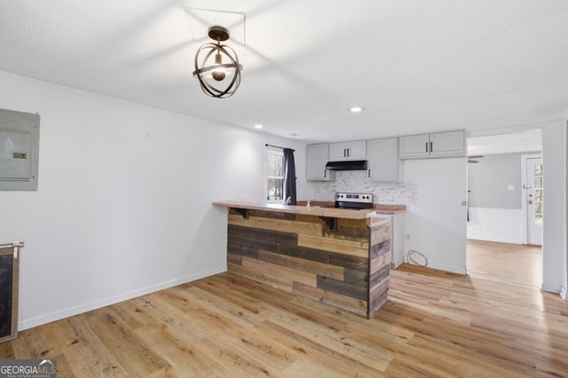 97 South Pine Street, Trion, GA 30753