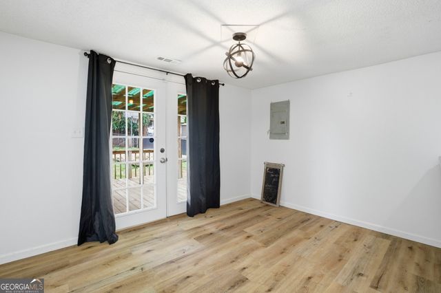 97 South Pine Street, Trion, GA 30753