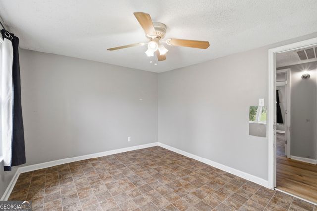 97 South Pine Street, Trion, GA 30753