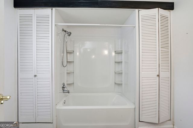 97 South Pine Street, Trion, GA 30753