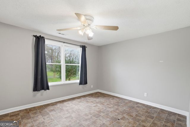 97 South Pine Street, Trion, GA 30753