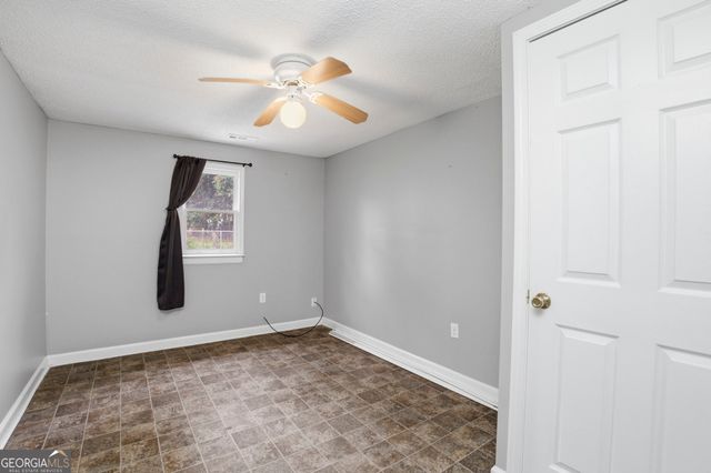 97 South Pine Street, Trion, GA 30753