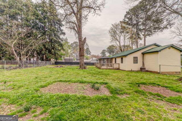 97 South Pine Street, Trion, GA 30753