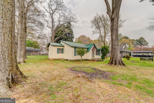 97 South Pine Street, Trion, GA 30753