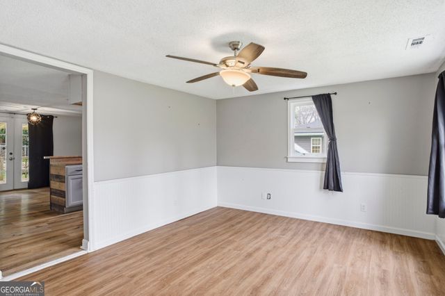 97 South Pine Street, Trion, GA 30753