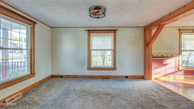 19 Rockton Street, Amsterdam, NY 12010