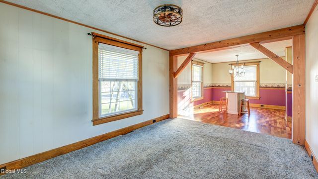 19 Rockton Street, Amsterdam, NY 12010