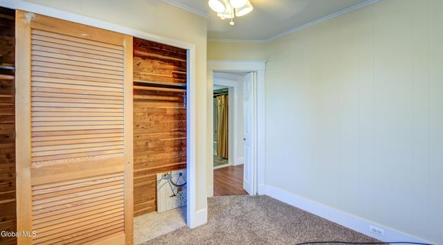 19 Rockton Street, Amsterdam, NY 12010