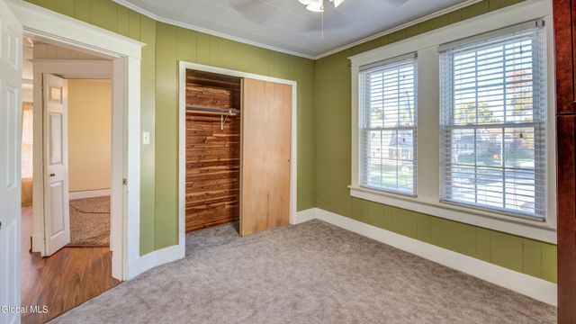 19 Rockton Street, Amsterdam, NY 12010