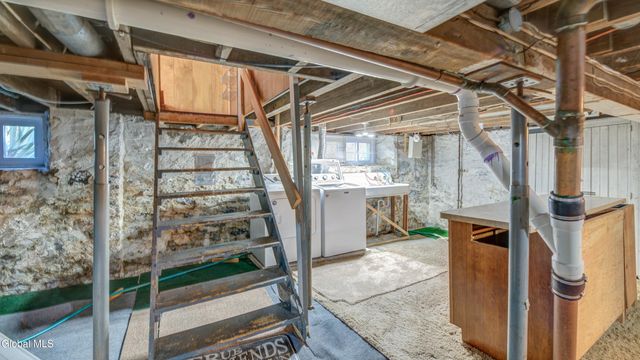 19 Rockton Street, Amsterdam, NY 12010