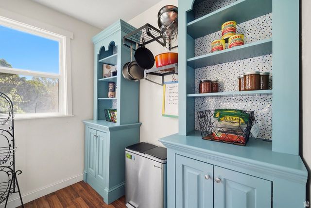 360 E SANDY PARK CIR, Midvale, UT 84047