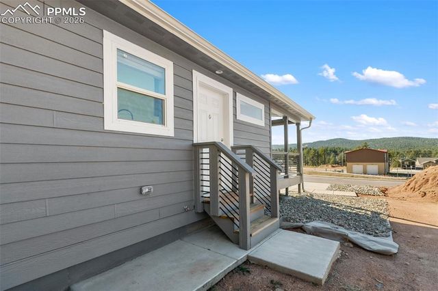 1401 Calm Mountain Point, Woodland Park, CO 80863