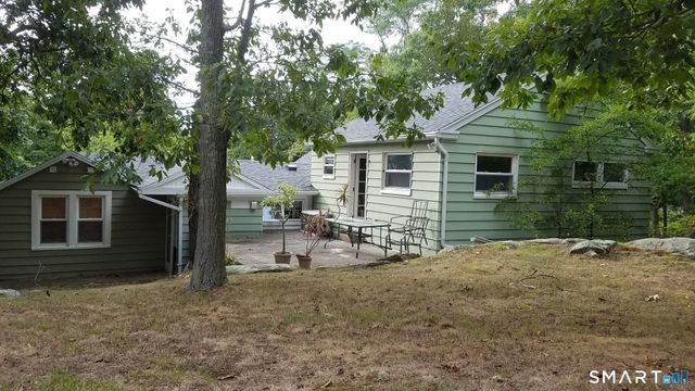 5 Hill Street, Branford, CT 06405