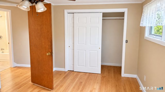 5 Hill Street, Branford, CT 06405