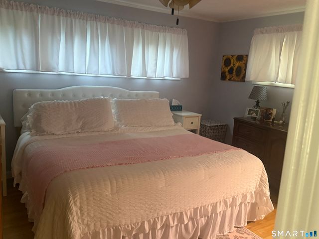 5 Hill Street, Branford, CT 06405