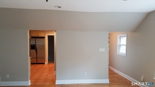 5 Hill Street, Branford, CT 06405